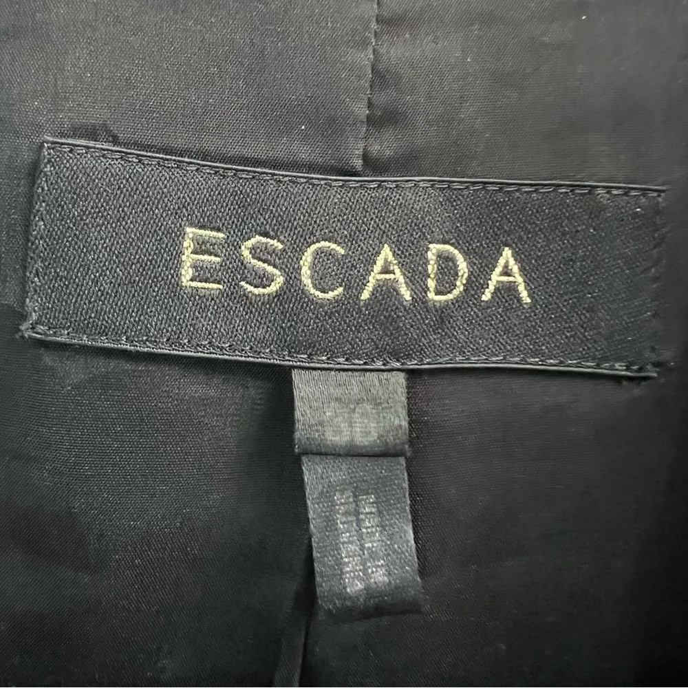 ESCADA flower/cherry jacket - Picture 5 of 8
